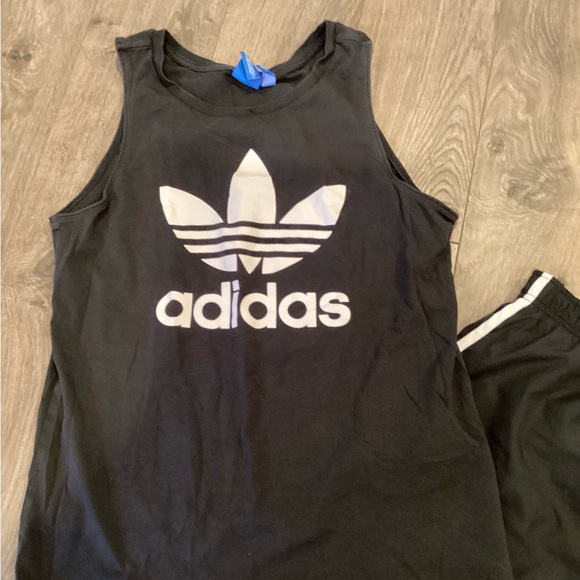 Host Pick ⭐️ Nike & Adidas Bundle of Three - Picture 2 of 9